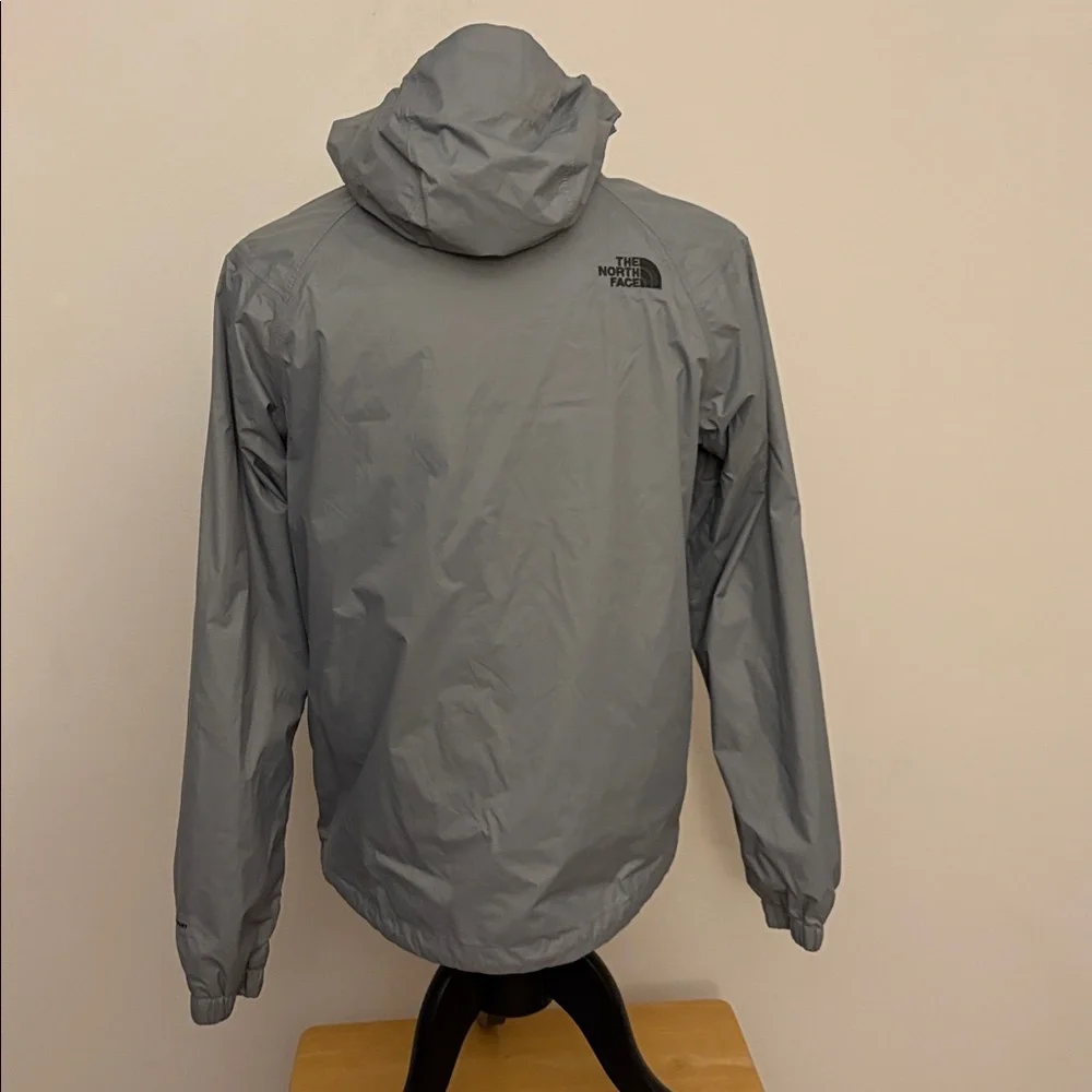 The North Face Nylon Light Gray Windbreaker Size Small